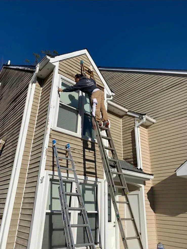 vinyl-siding-repair-baltimore-contractor